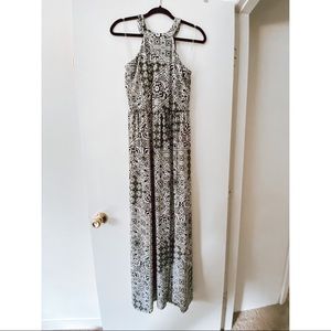 Women’s Sleeveless Maxi Dress